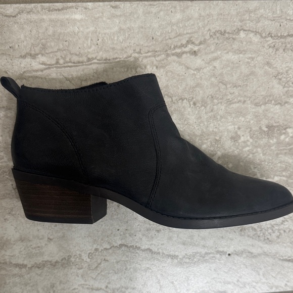 Lucky Brand Black Leather Zip Ankle Booties - Picture 4 of 5